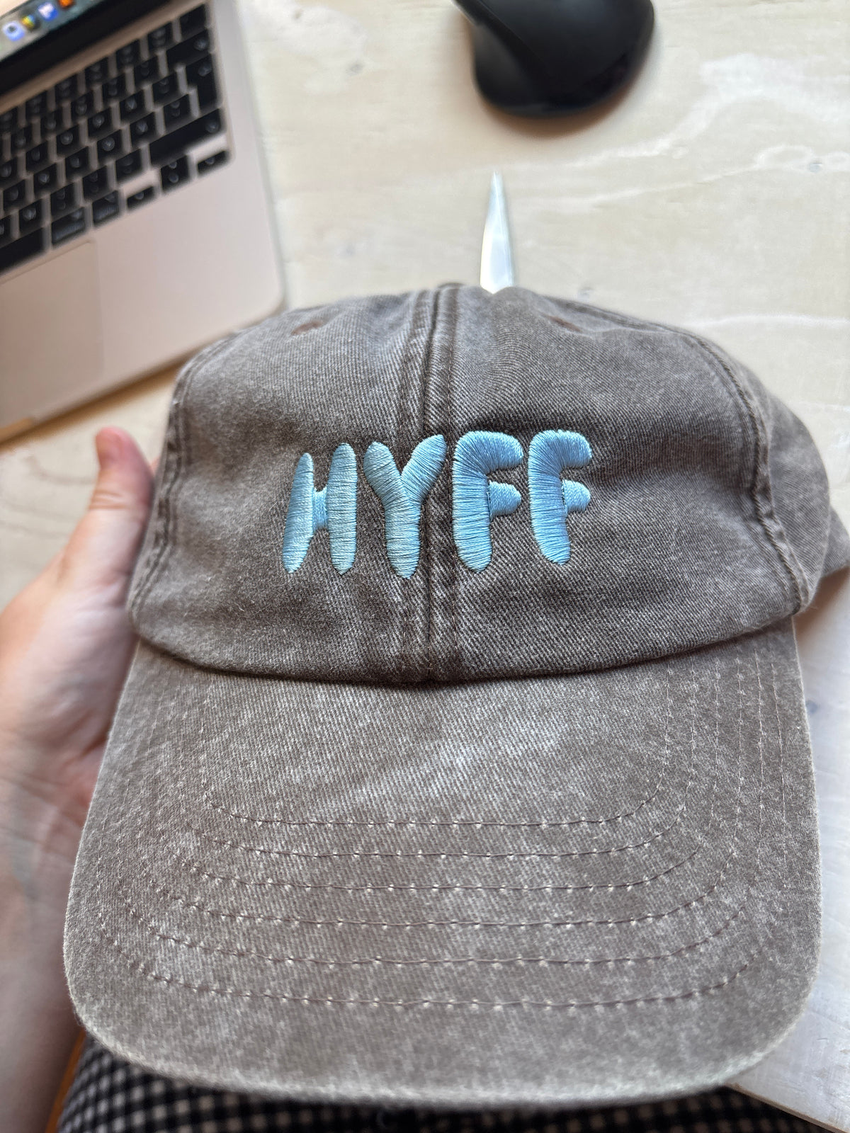 HYFF-Keps BRUN/ljusblå